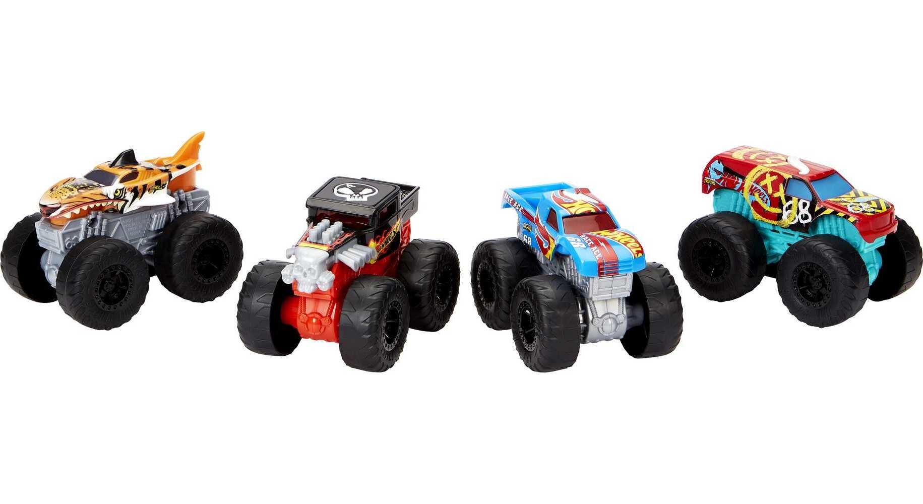 Hot Wheels Monster Trucks Roarin Wreckers Light and Sound 1:24 Scale